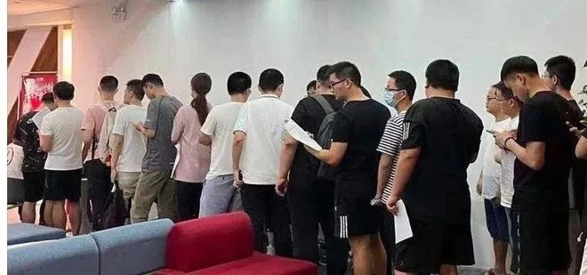 兵荒马乱的爱情