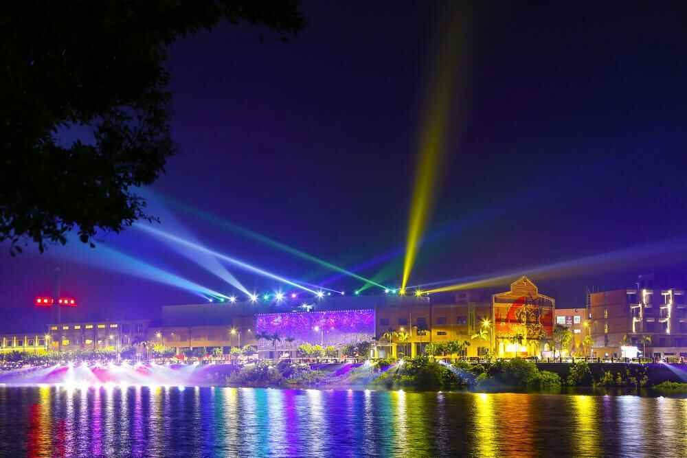 卡蜜儿·克劳岱尔