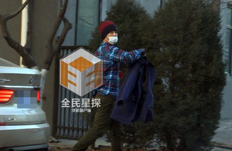 八月：奥色治郡